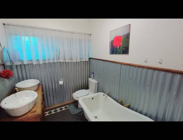 4 BEDROOM FREEHOLD FOR SALE IN LYTTELTON MANOR